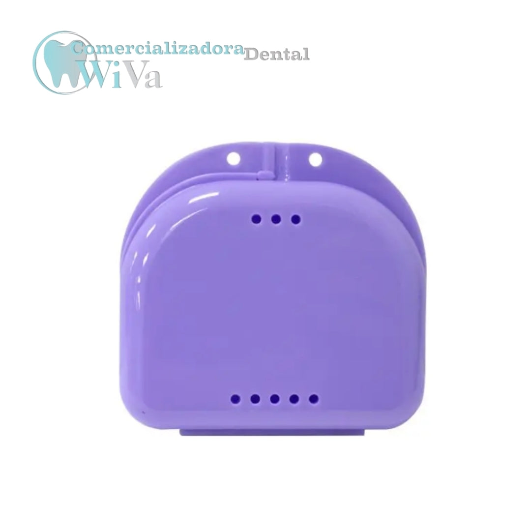 Caja para retenedores de ortodoncia morado