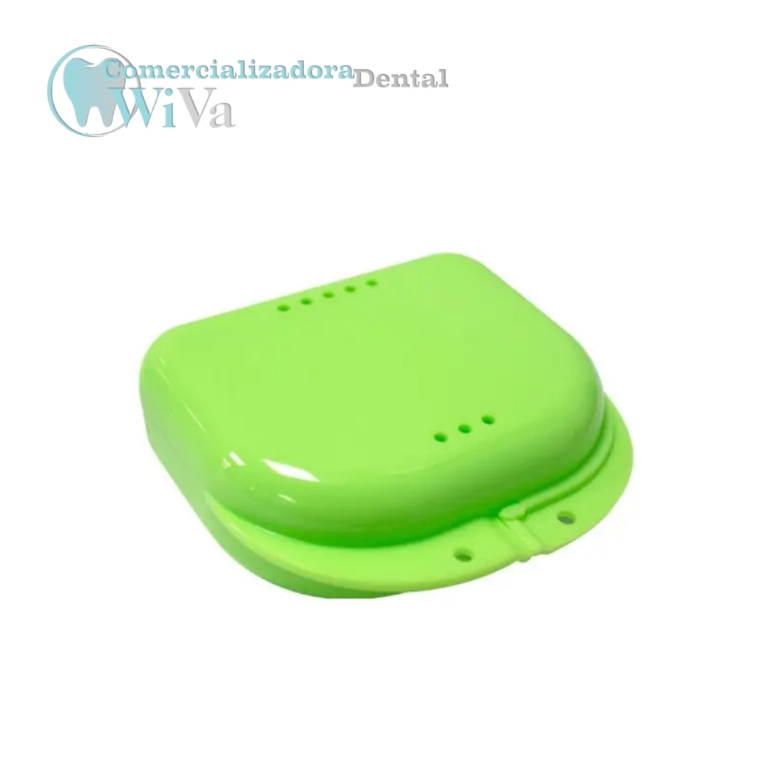 Caja para retenedores de ortodoncia verde